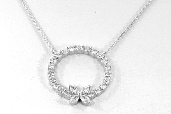 marquise diamonds necklace
